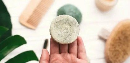 Gel douche & shampoing solide : le duo zéro déchet qui fait du bien à votre corps… et à la planète !